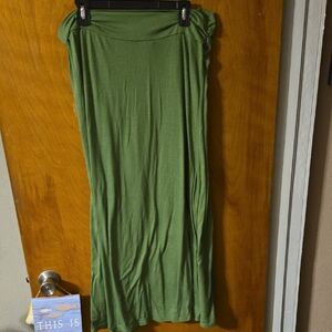 Elegant Green Maxi Skirt 2X: 2XA